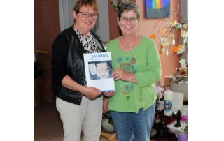 Monika Hennche spendet 1000 Euro